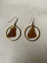 Load image into Gallery viewer, Sea Glass Earrings 073
