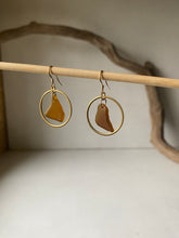 Load image into Gallery viewer, Sea Glass Earrings 073
