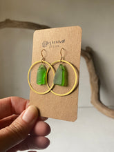 Load image into Gallery viewer, Sea Glass Earrings 072
