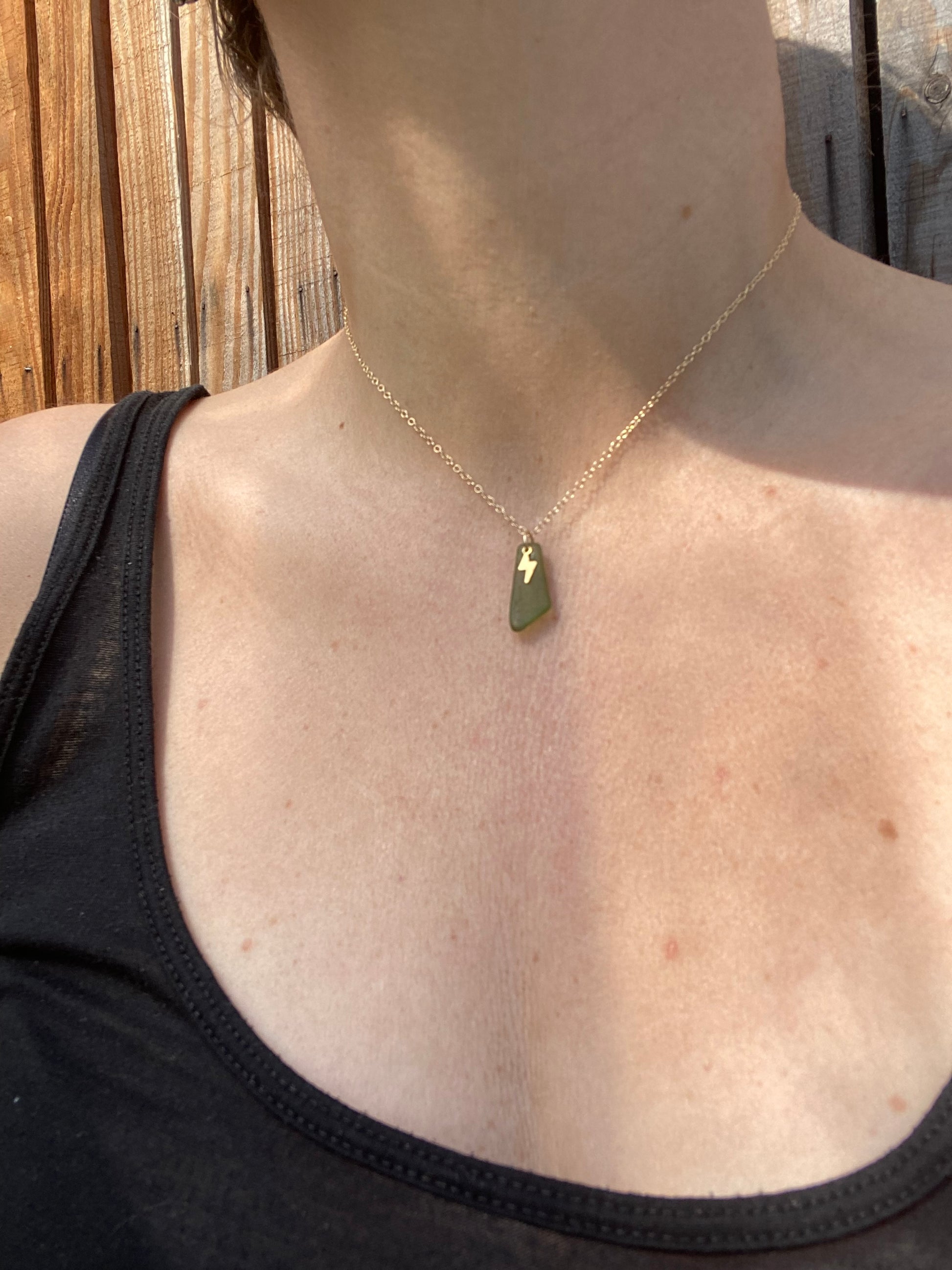 Joy sea glass necklace: Brass bolt (green)