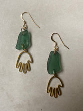 Load image into Gallery viewer, Joy Sea Glass Earrings 034
