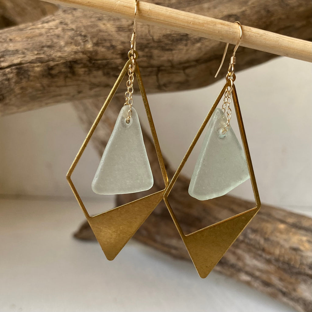 Joy Sea Glass Earrings - Rhombus  (clear)