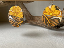 Load image into Gallery viewer, Joy Earrings 022
