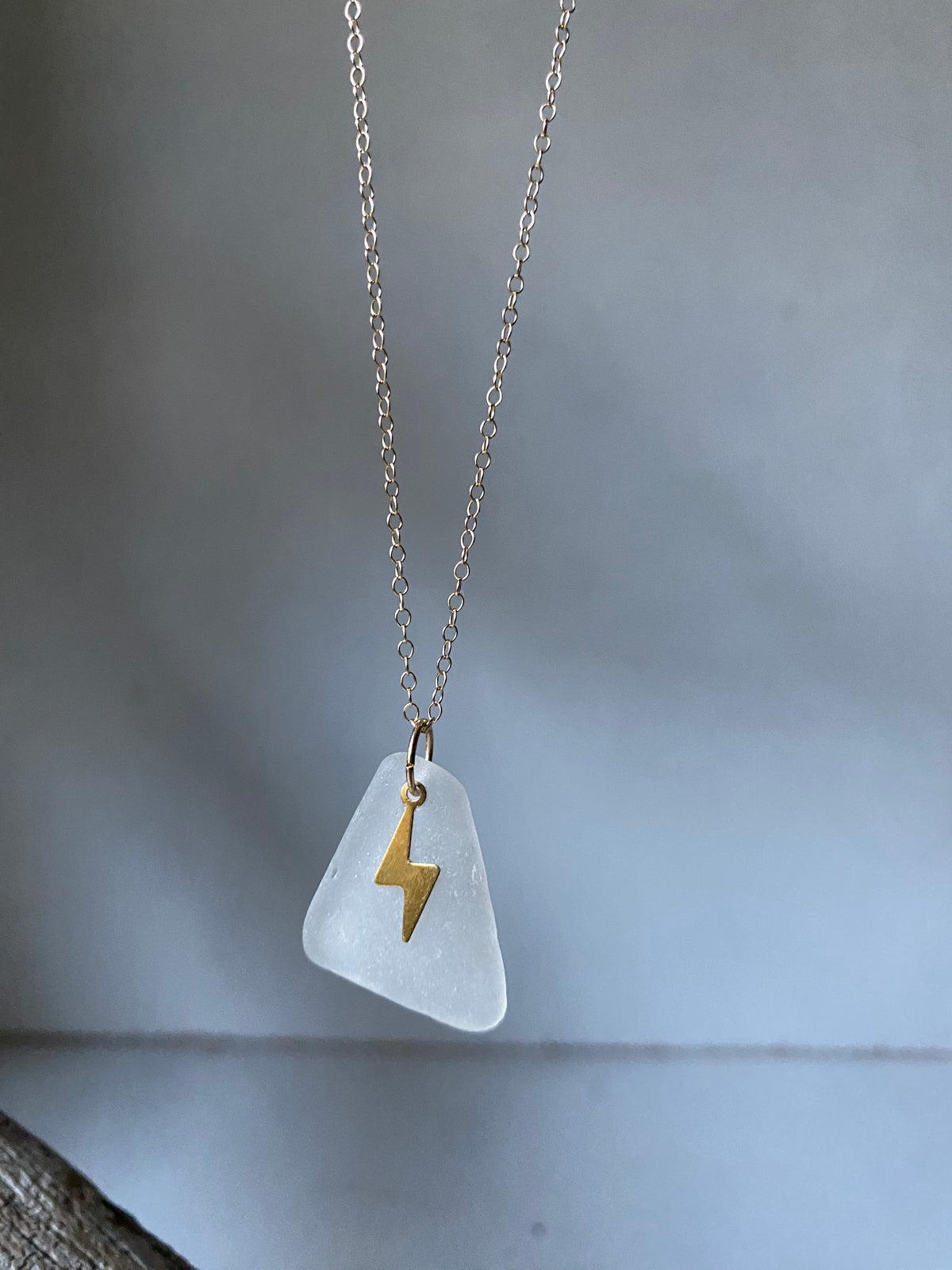 Joy sea glass necklace: Brass bolt (white)