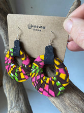 Load image into Gallery viewer, Joy Earrings 044
