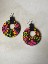 Load image into Gallery viewer, Joy Earrings 044
