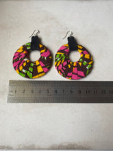 Load image into Gallery viewer, Joy Earrings 044
