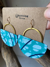 Load image into Gallery viewer, Joy Earrings 041
