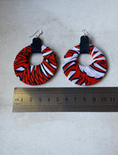 Load image into Gallery viewer, Joy Earrings 042
