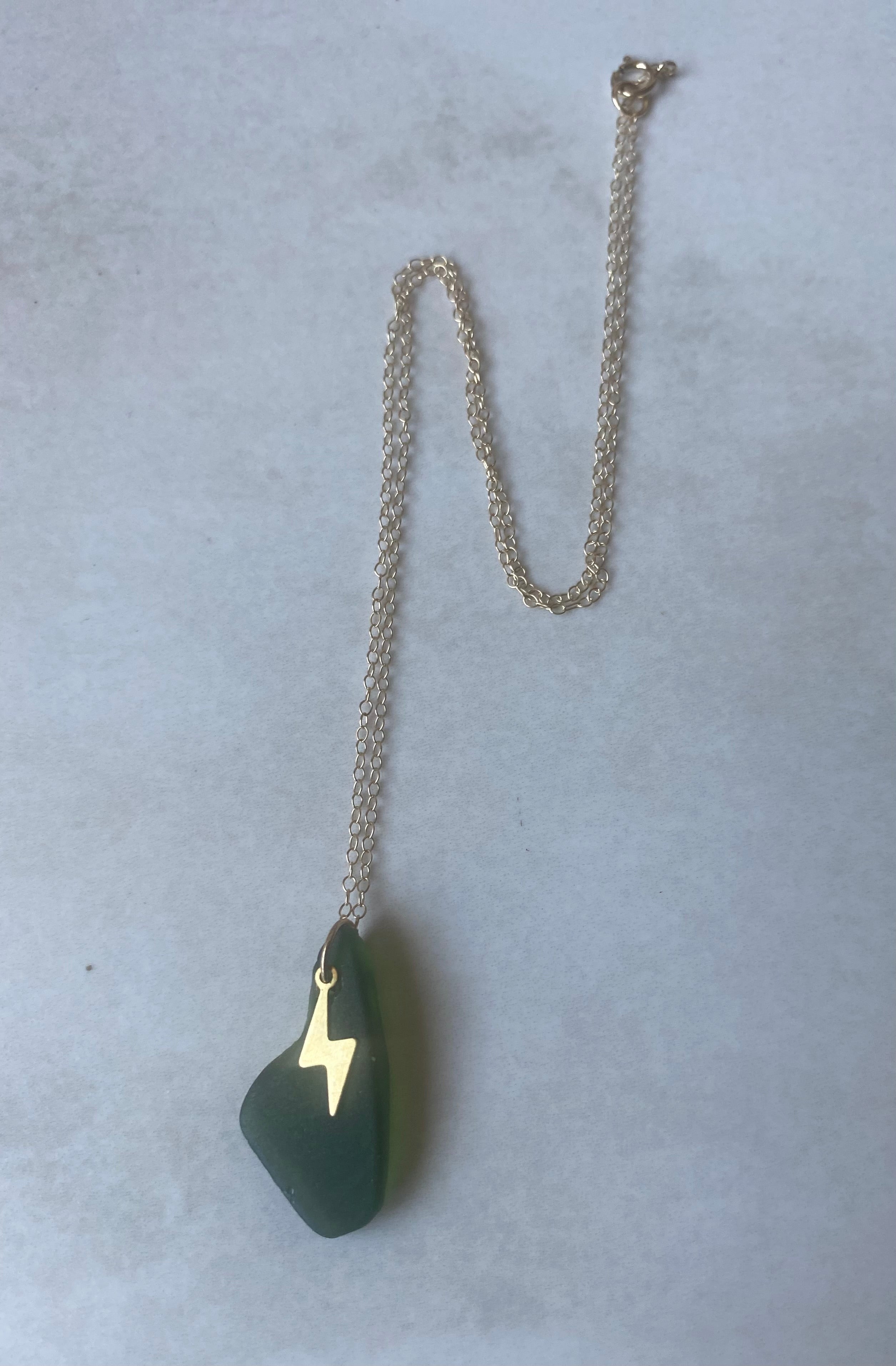 Joy sea glass necklace: Brass bolt (green)