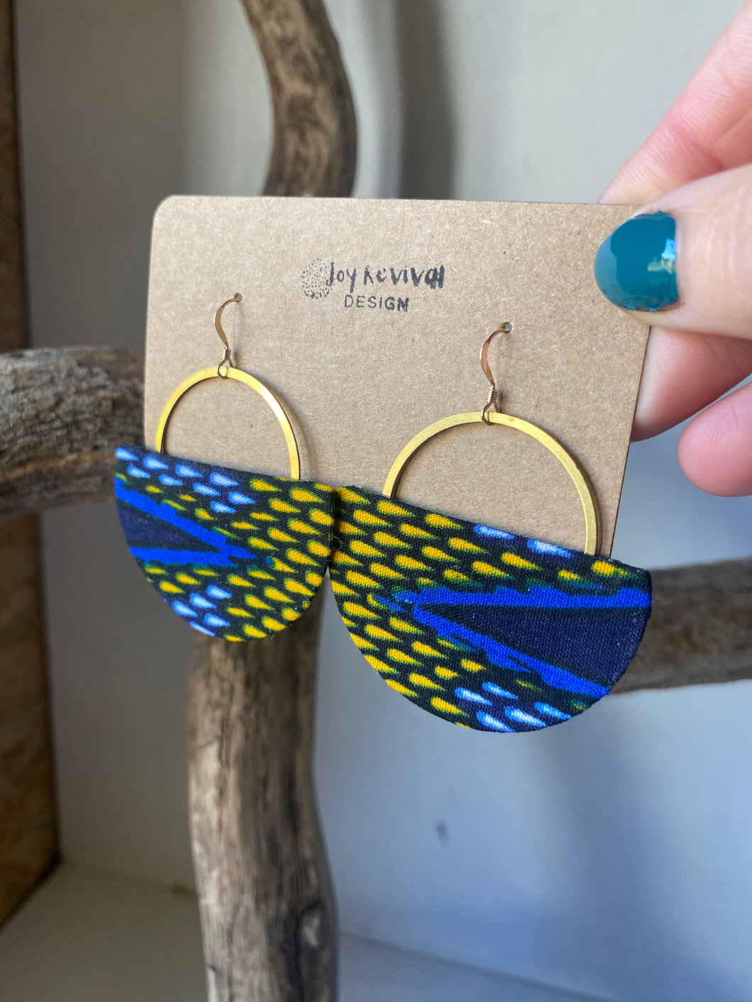 Joy Earrings 066