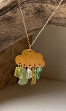 Load and play video in Gallery viewer, Joy sea glass necklace 001
