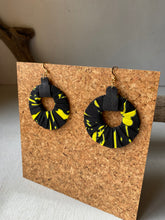 Load image into Gallery viewer, Joy earrings 01 - vibrant yellow and black
